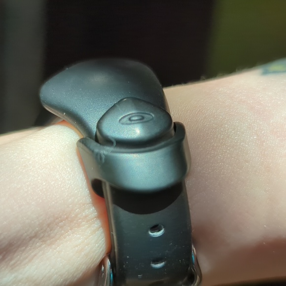 Oakley Crush Women's Watch Steel Lily face - Picture 3 of 8